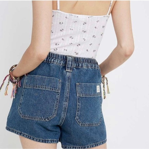 BDG Urban Outfitters Blue Denim Jean Shorts Small - Picture 2 of 8